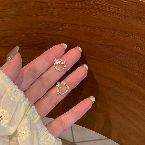 925银女花环耳钉轻奢小众