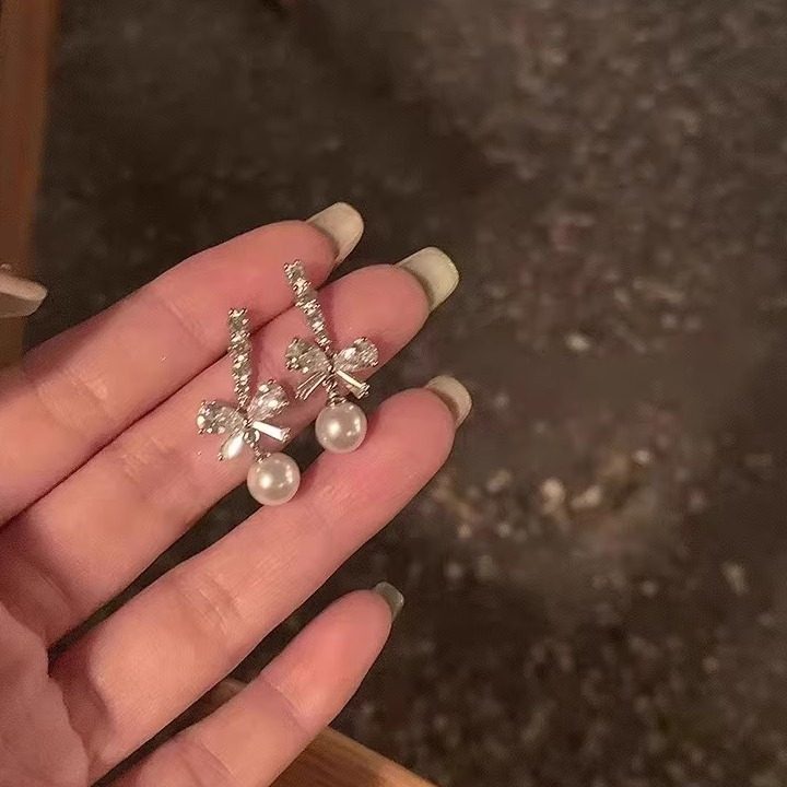 s925纯银蝴蝶结珍珠耳环女2025年新款爆款耳钉小众设计感高级耳饰,饰品/流行首饰/时尚饰品新,耳环,淘宝优惠券,粉丝福利购,淘宝优惠卷