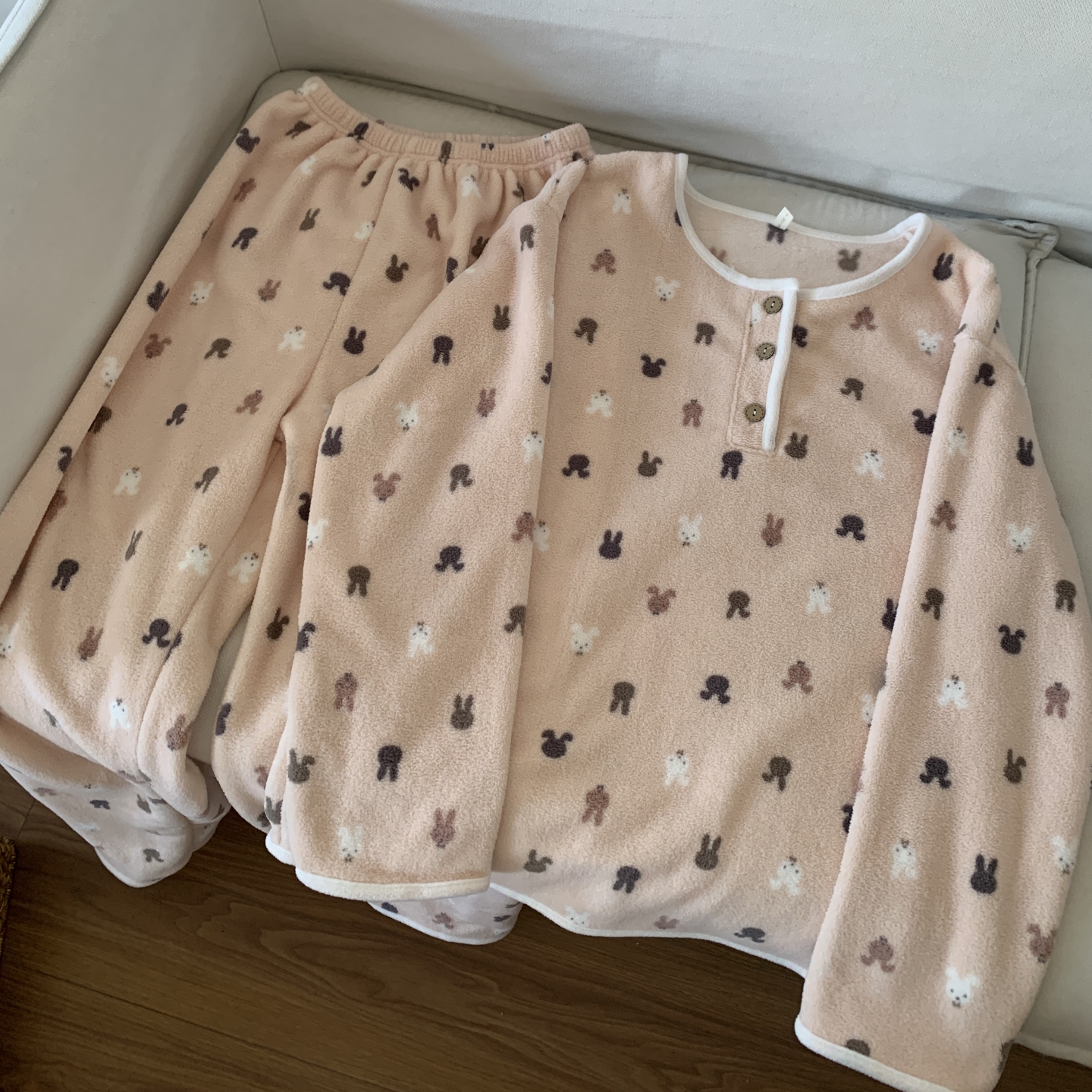 雪粒绒睡衣女春秋冬季卡通家居服