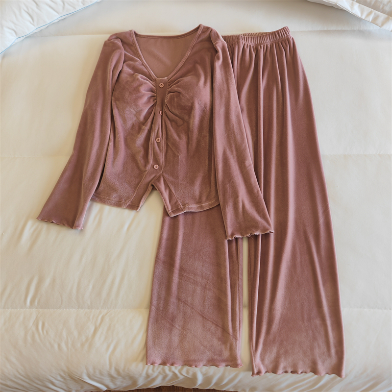 海岛绒睡衣女春秋冬带胸垫家居服