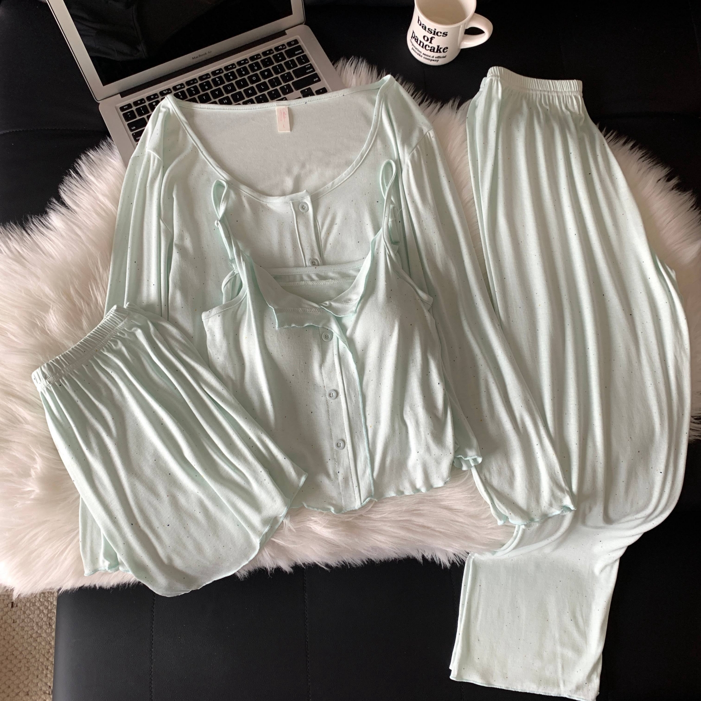 莫代尔睡衣女春秋季设计感吊带