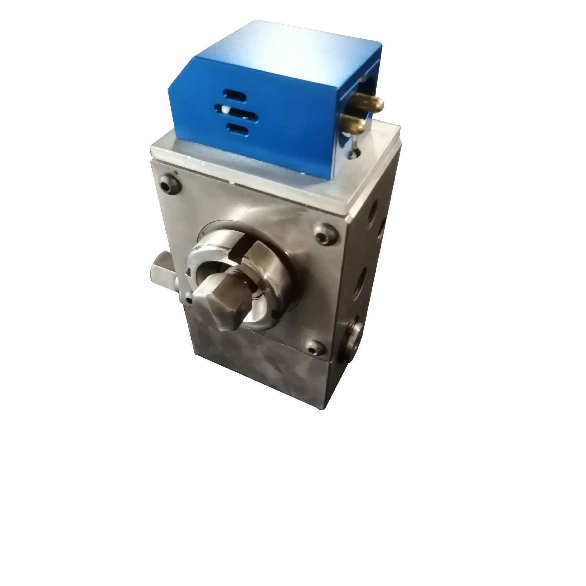 厂家供应电线电缆押出机用U7/U14/U30免调系列机头带法兰