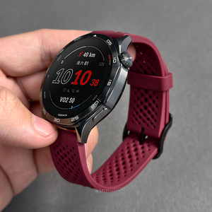 适用佳明Forerunner255/245M/165/645M运动户外硅胶透气手表带GarminVivoactive4/3Venu Sq2plus高驰智能新款