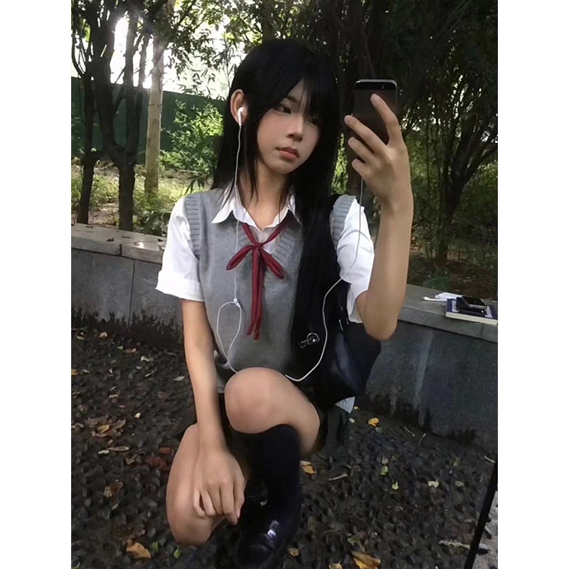 JK制服马甲背心秋冬日系学院风纯色v领内搭黄色套头毛衣针织衫女