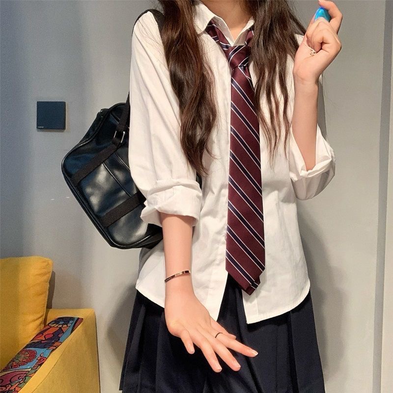学院风长袖衬衣少女学生宽松软妹