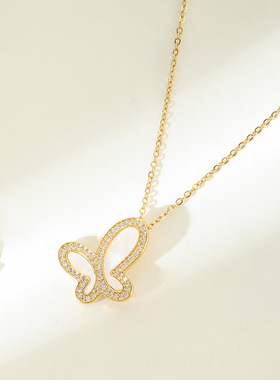 白色蝴蝶吊坠钛钢项链轻奢时尚百搭锁骨链直播爆款饰品