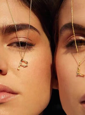 欧美轻奢26个英文字母项链女小众设计彩色锆石水晶玛瑙锁骨链项饰