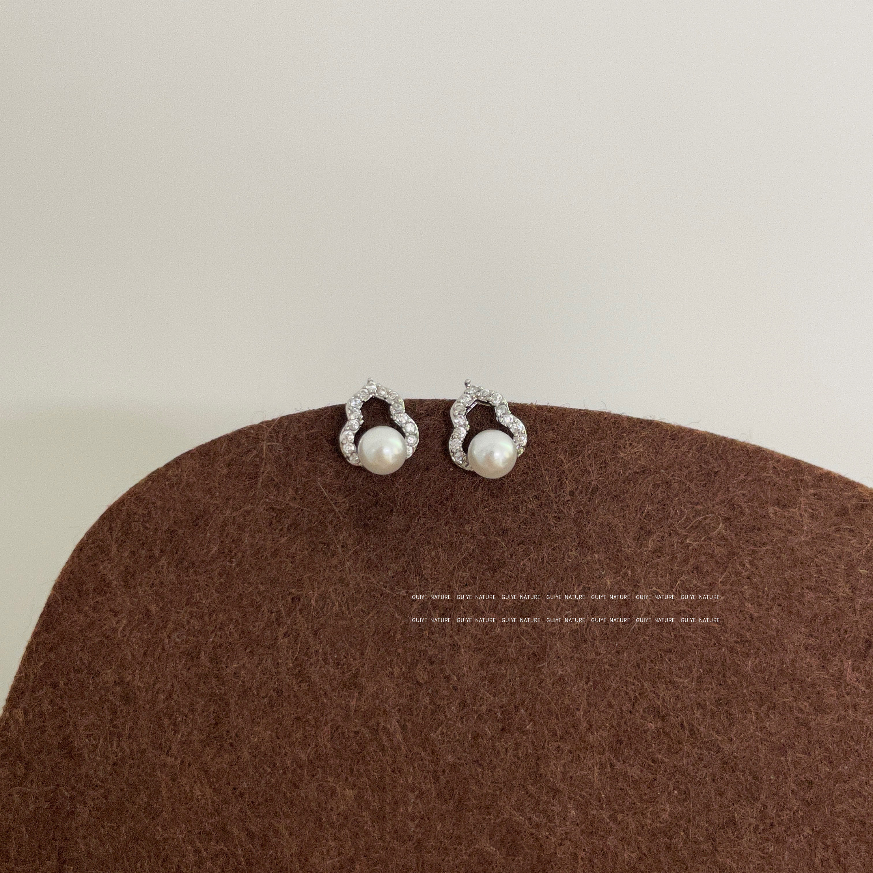 归野新中式银色葫芦珍珠精致耳钉