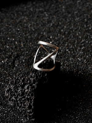 ACYCLIC原创设计先锋银饰