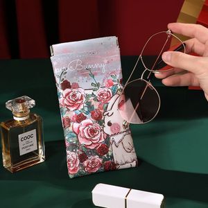 弹片眼镜袋墨镜太阳镜男女收纳套随身抗压放近视眼镜包小巧保护盒