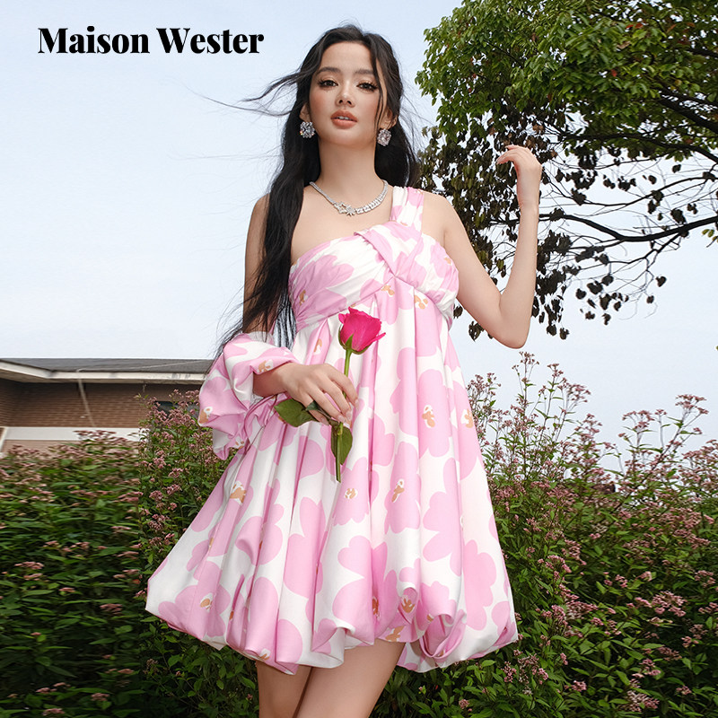 【祝绪丹同款】Maison Wester2025夏粉色甜美花朵印花斜肩连衣裙
