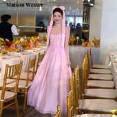 新款 Maison Wester2025夏季 度假风粉色雪纺荷叶领长裙可露丽穿搭