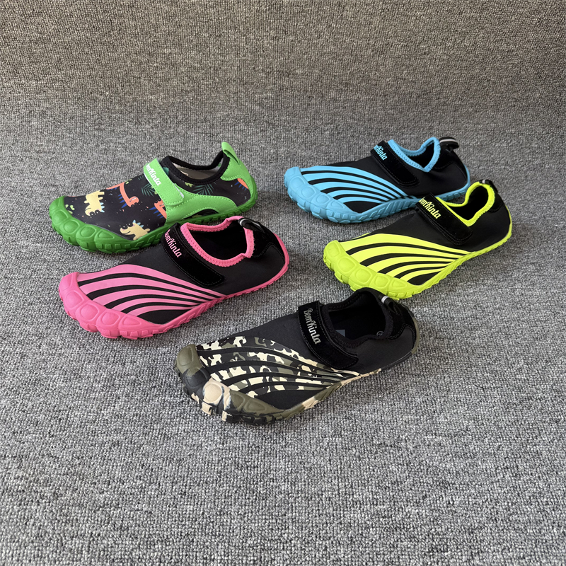 出口欧洲外贸夏季溯溪鞋儿童宽楦赤足鞋水上乐园游泳鞋室内运动鞋