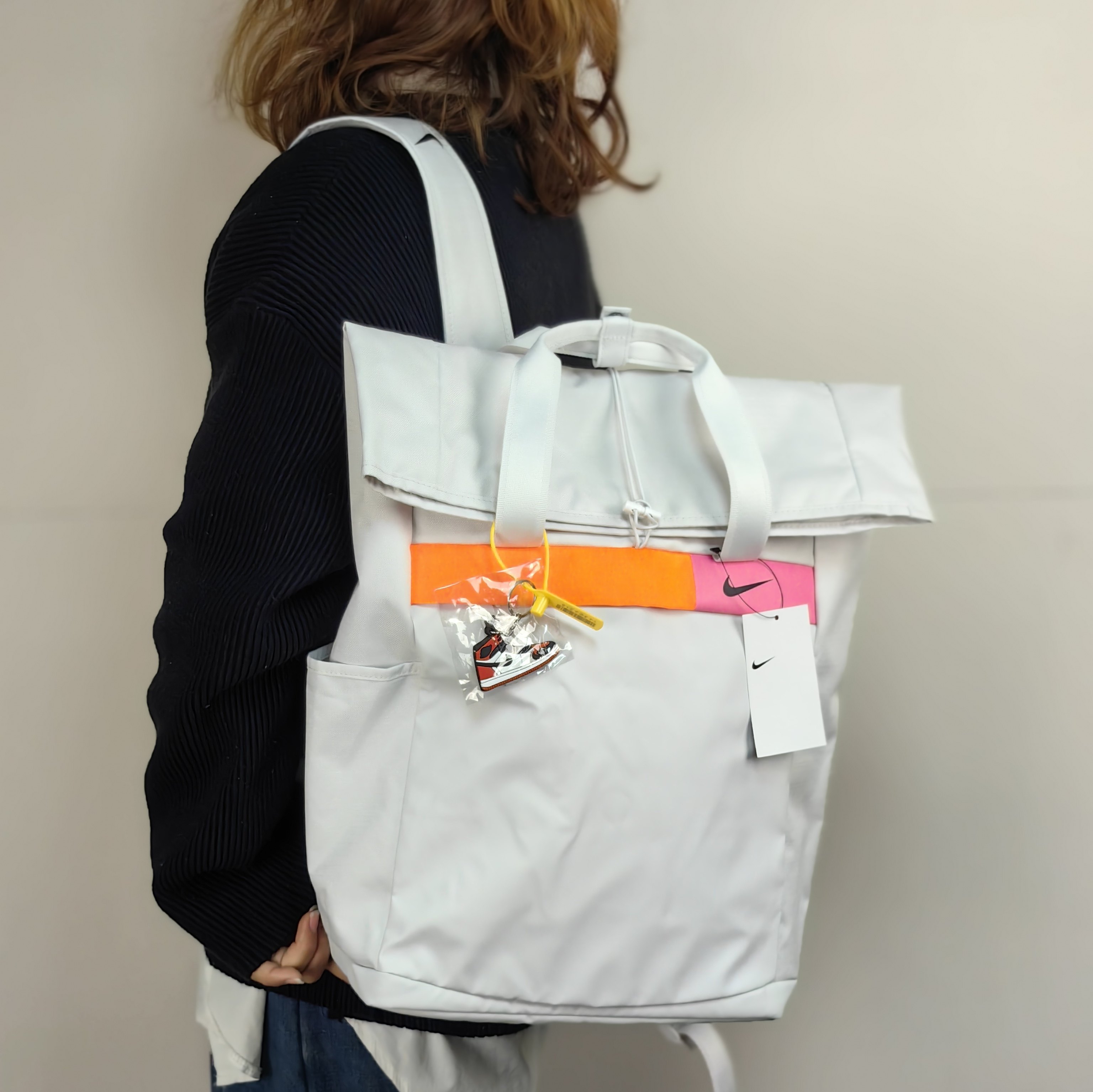 Nike耐克时尚简约休闲运动书包背包双肩包男女款浅银灰CU1488-094