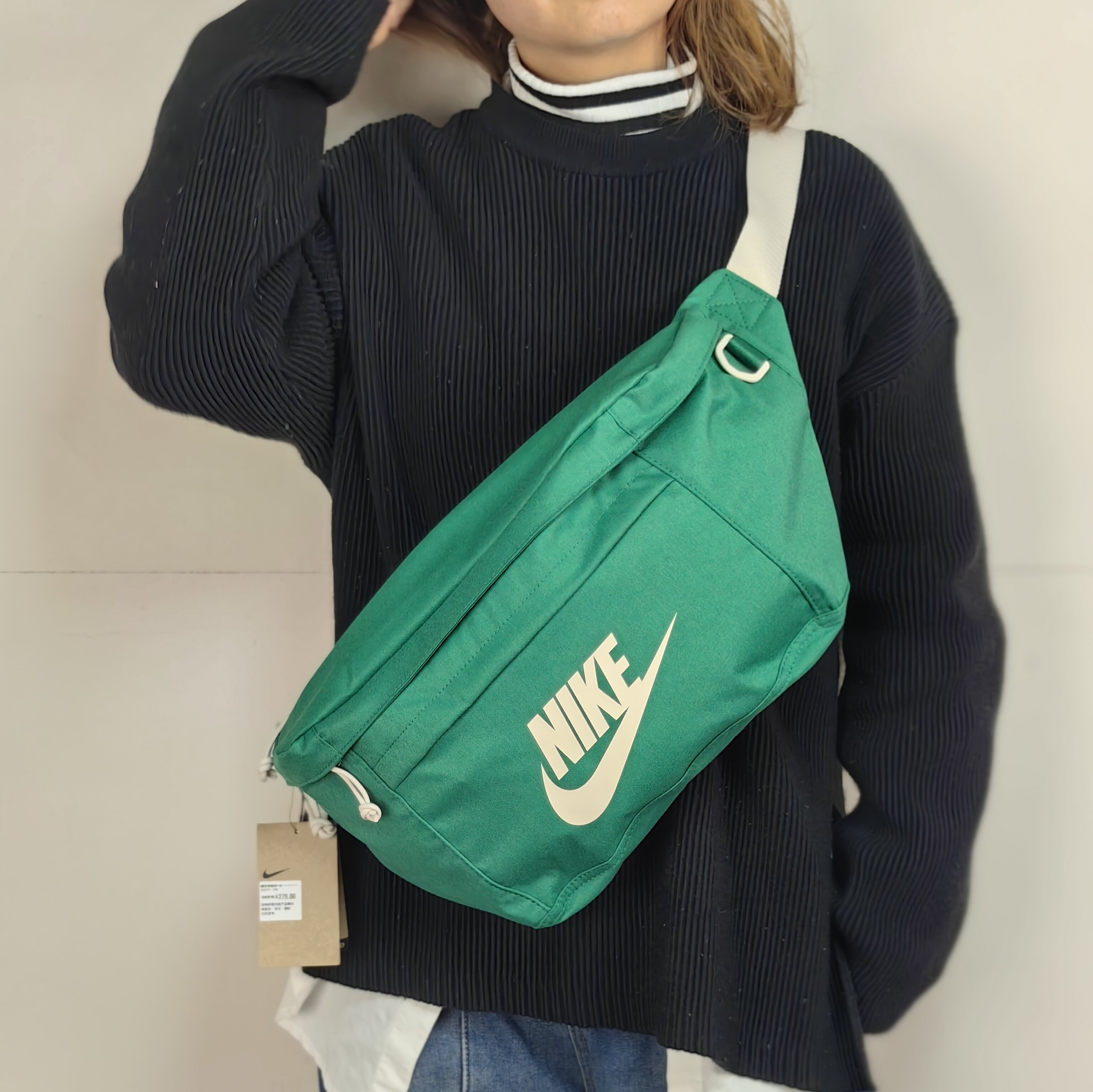 耐克Nike斜挎包腰包男女包单肩包运动休闲包大容量背包BA5751-365