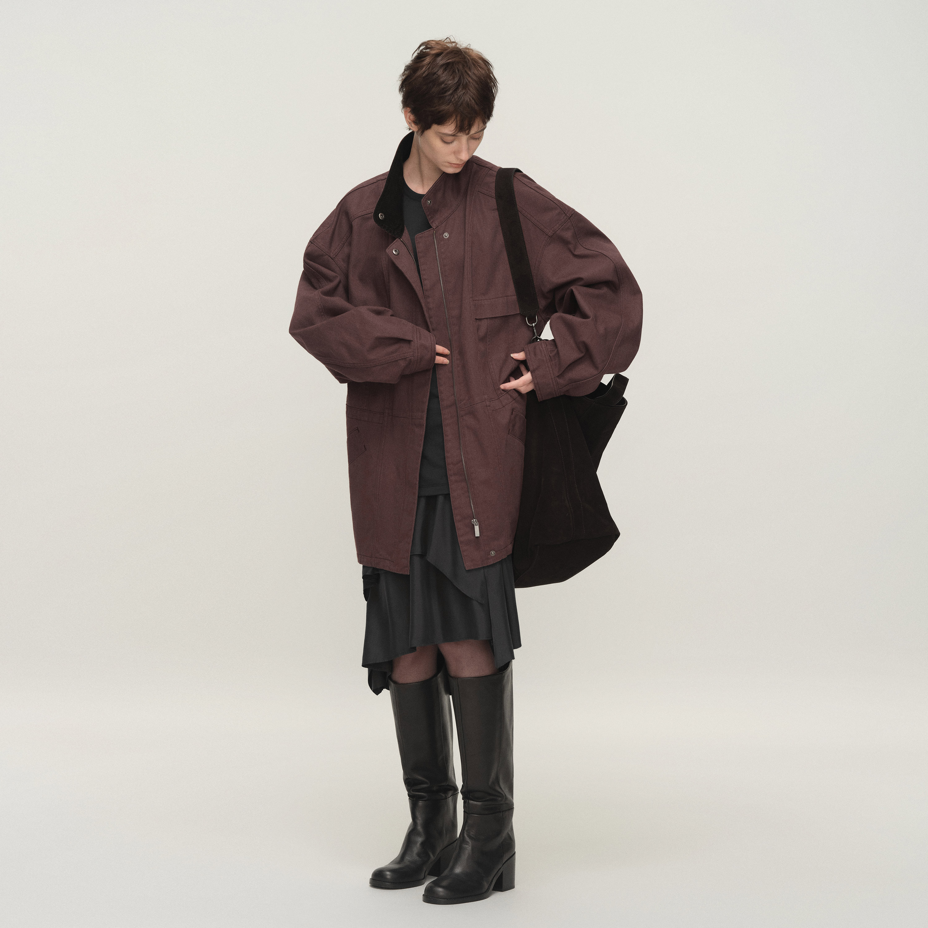 白弓巴恩风做旧复古感枣红撞色立领工装牛仔外套女秋季新款56962