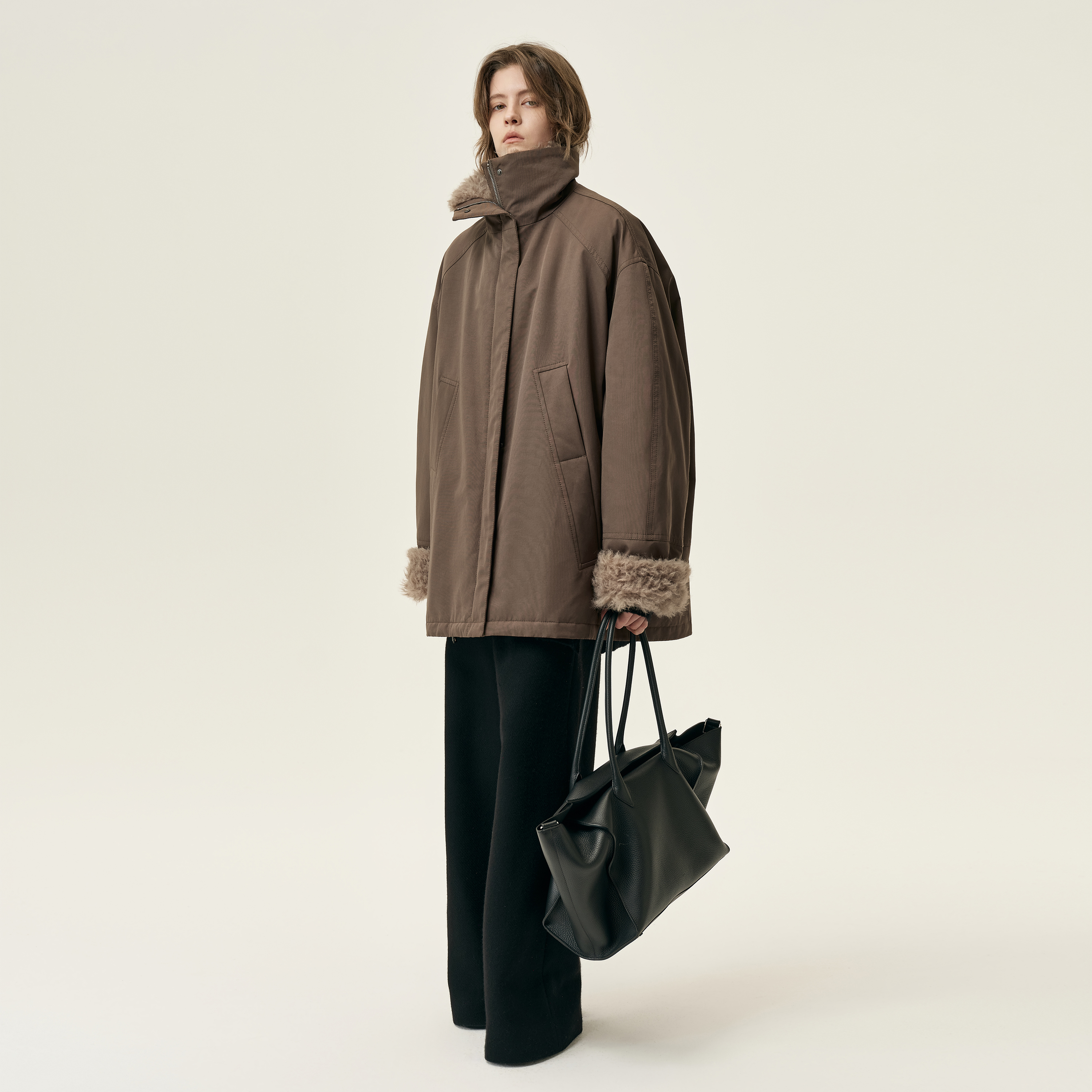 白弓都市游牧风宽松廓形加厚90白鹅绒羽绒服外套女2025冬季57559