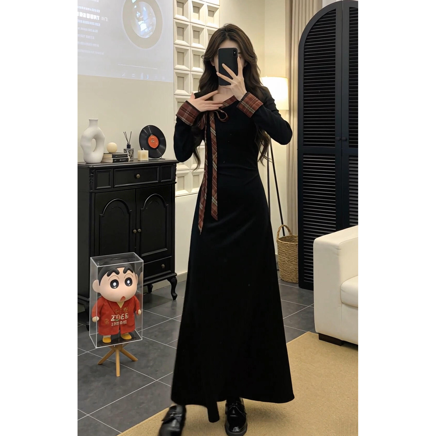 法式黑色针织连衣裙子女秋冬季2026新款巨好看高级感内搭收腰长裙