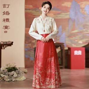 新中式马面裙敬酒服红色2023新款新娘旗袍订婚结婚回门礼服裙女秋