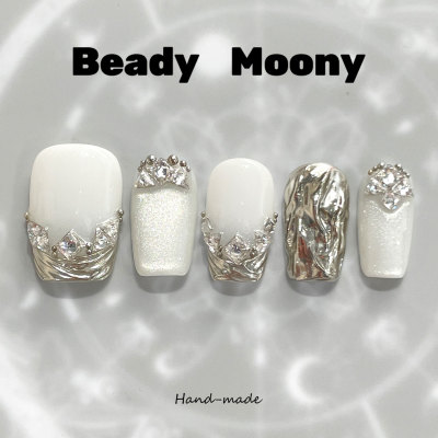 【雪舞】BeadyMoony2025手工穿戴甲新款猫眼爆闪魔镜造型美甲成品