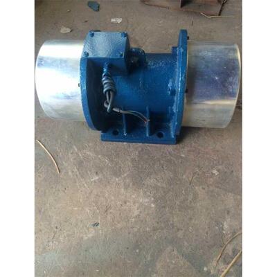 朱命辉供应XVM-A220-6振动电机 功率17.00W机械设备用电动机新乡