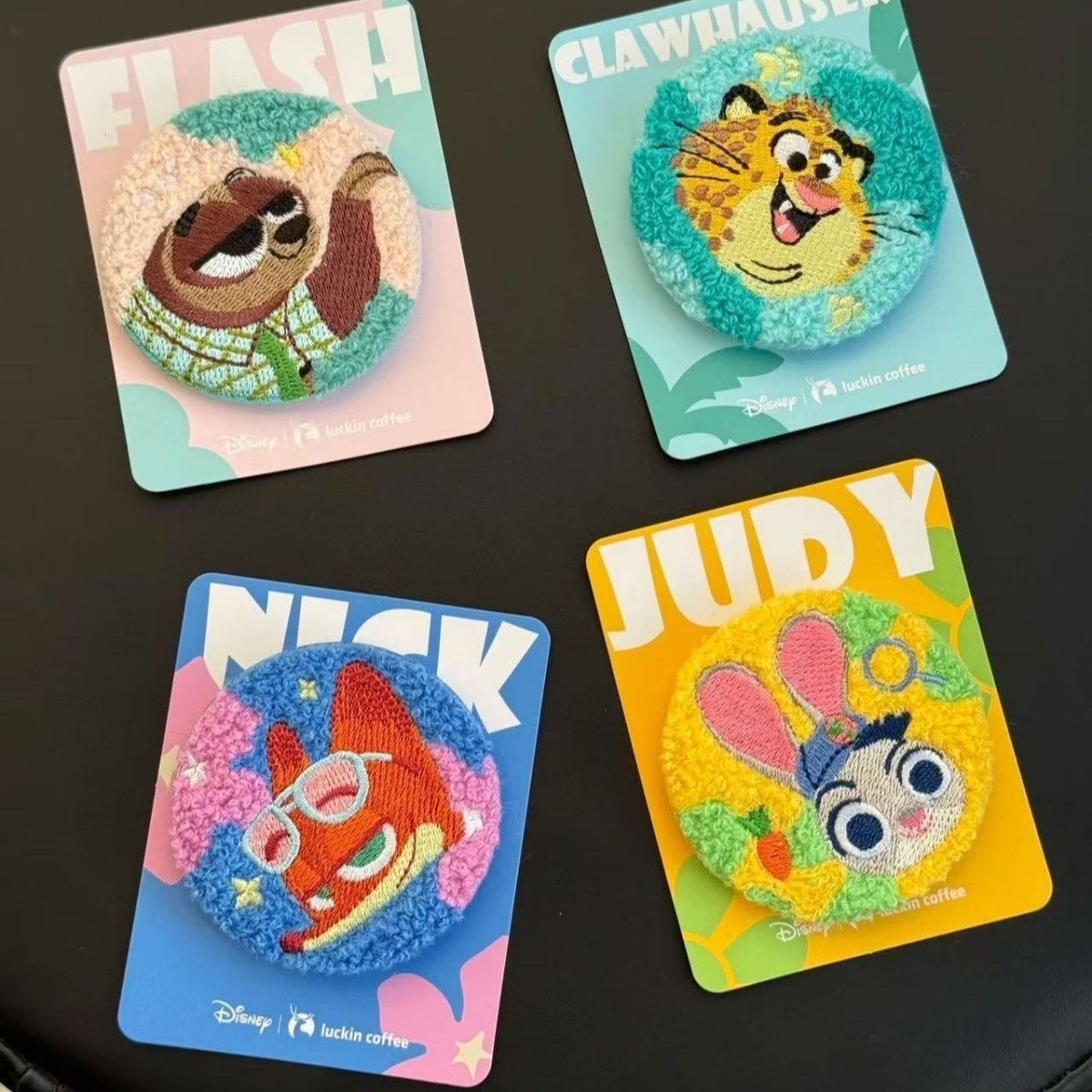 瑞幸疯狂动物城2冰箱贴刺绣联名磁力贴尼克朱迪生日礼物女生实用