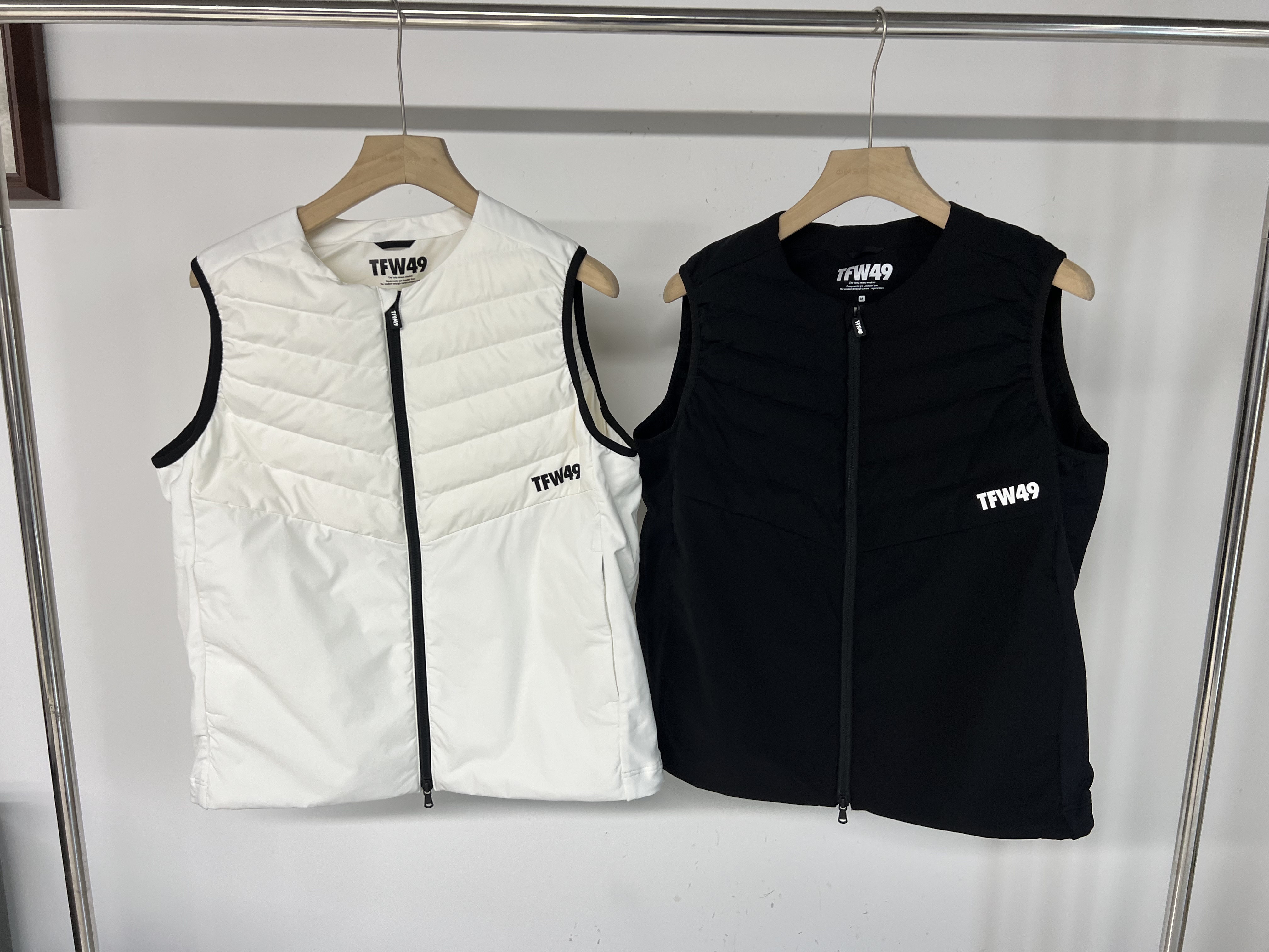 12t90 高尔夫球服装男士秋冬新品羽绒保暖拉链马甲百搭弹力舒适