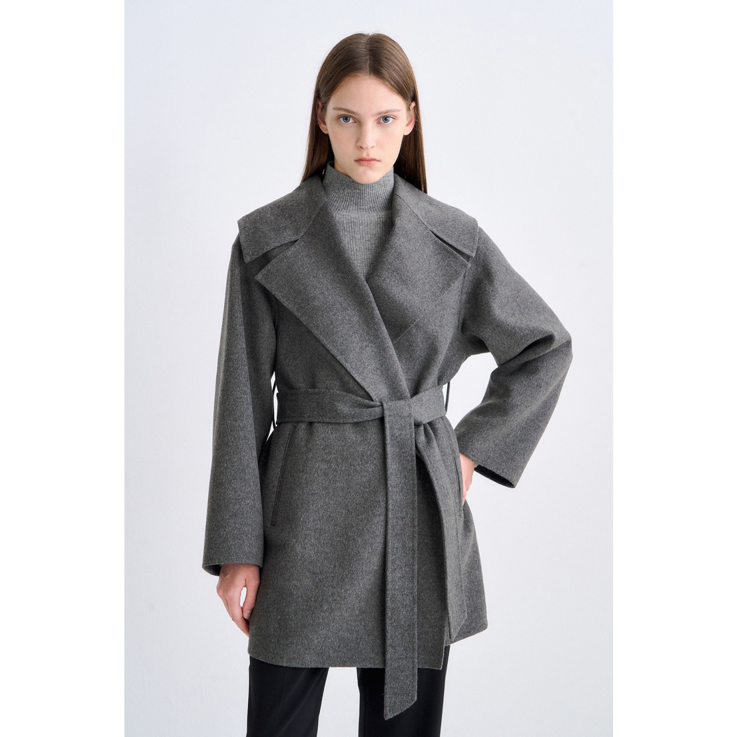 25秋冬羊毛翻领百搭半长款大衣女