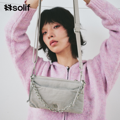 【新品】solif飞毯护照包时尚轻便多层单肩斜挎包男女休闲百搭