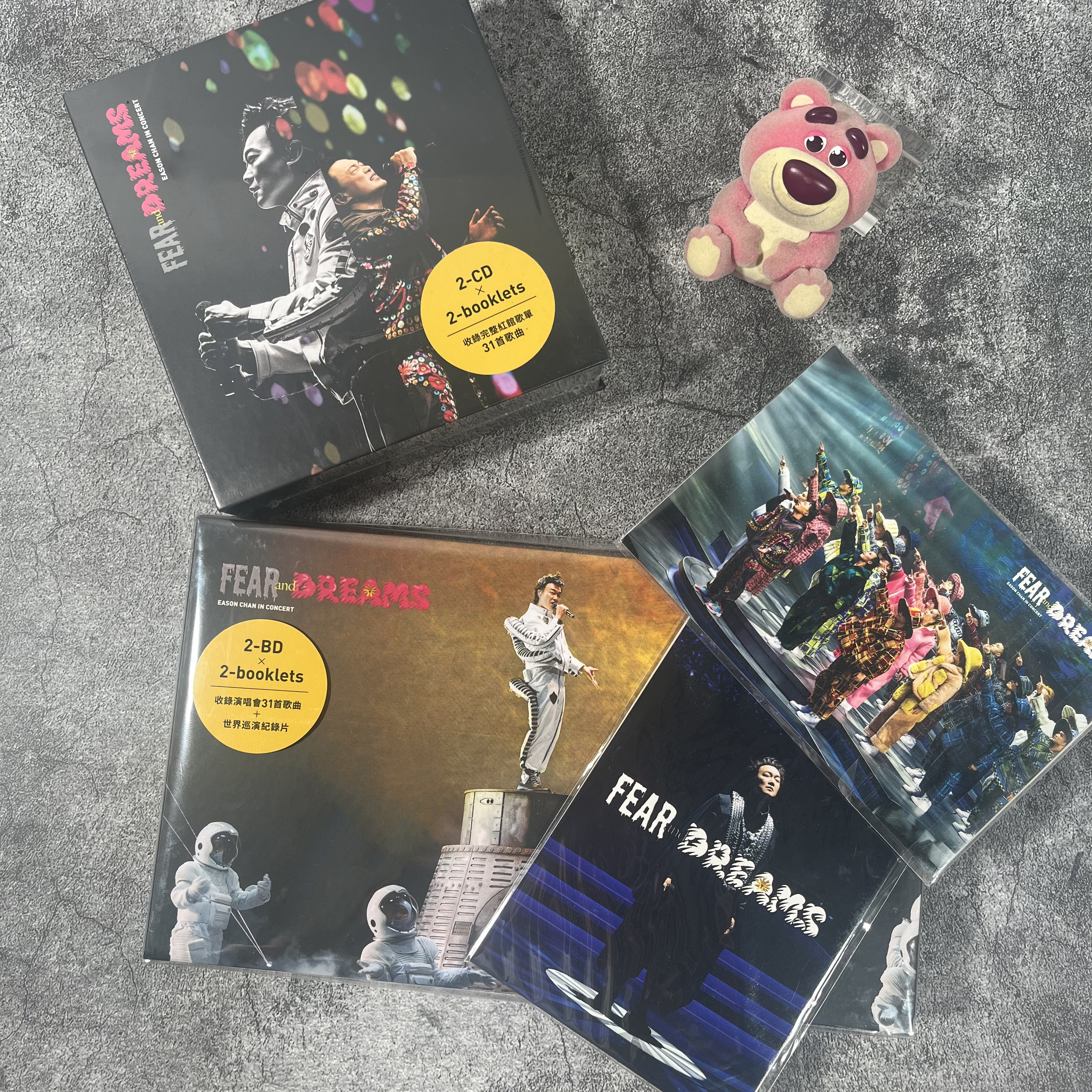 正版现货 陈奕迅 FEAR and DREAMS 2CD世界巡回演唱会专辑 明信片