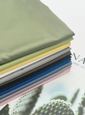 30D高密亲肤缎羽绒服布料防水工艺秋冬薄款棉服面料衬衫布服装布