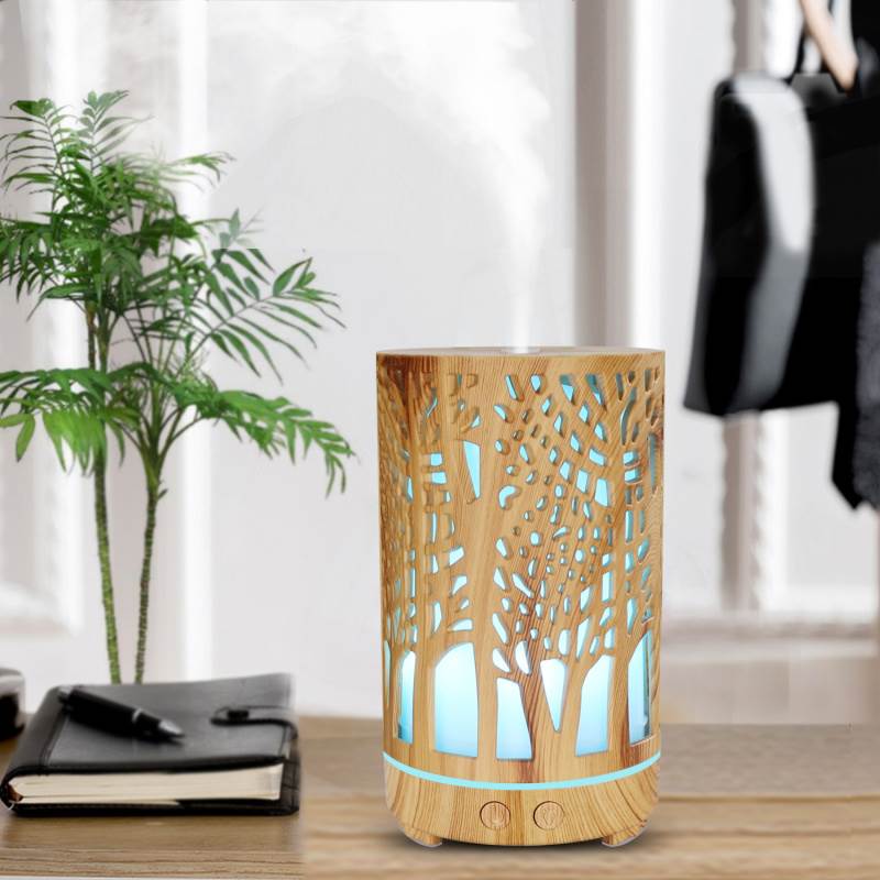 新品新创意香薰机180ml超声波雾化加湿器 家用室内书房空气净化器