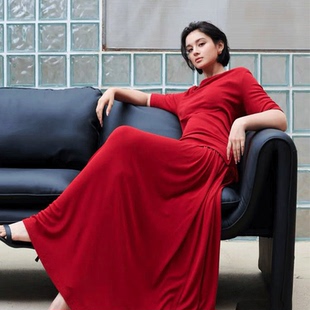 套装女夏2025新款时尚洋气减龄显瘦遮肉t恤半身裙两件套