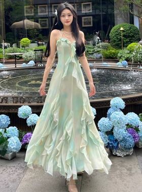 暮光浮绿色法式仙女裙女夏季新款荷叶边吊带连衣裙度假风长裙