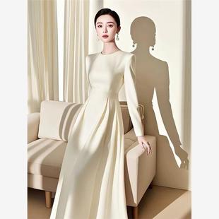 正式场合气质收腰小香风白色长袖连衣裙洋气高贵小个子长裙早秋季