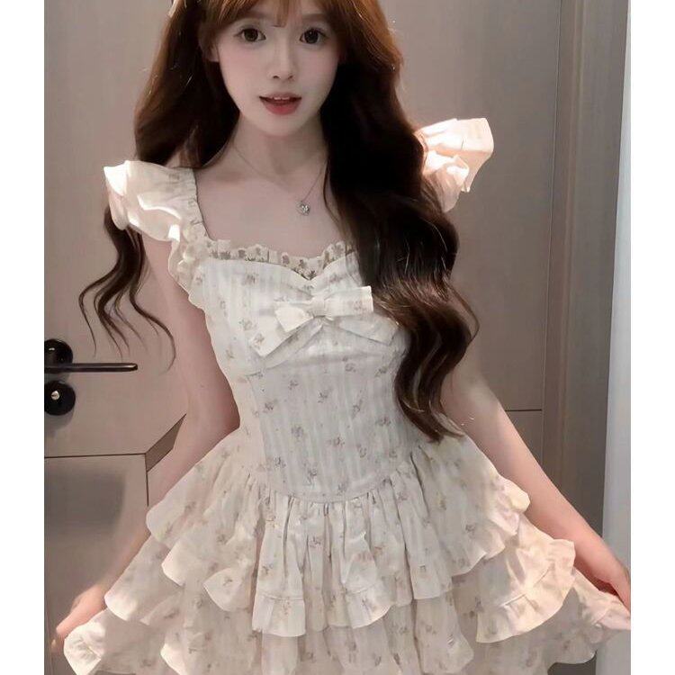 2025夏季小飞袖设计感连衣裙甜美温柔蛋糕蓬蓬裙韩版纯欲风短裙子