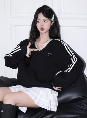 ELOF6092# 官图 实价 华棉复合 薄款/加绒 春装V领蕾丝黑色卫衣女