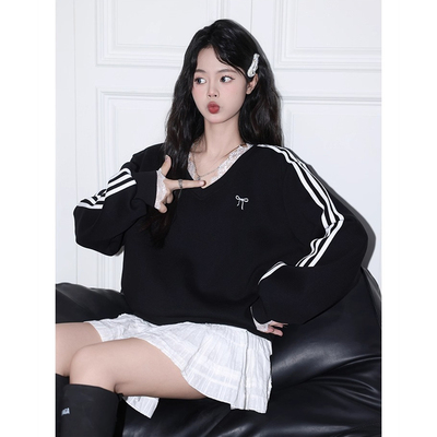 ELOF6092# 官图 实价 华棉复合 薄款/加绒 春装V领蕾丝黑色卫衣女