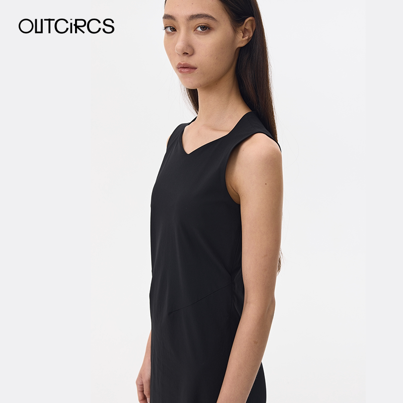 OUTCiRCS几何切割领拼接长连衣裙