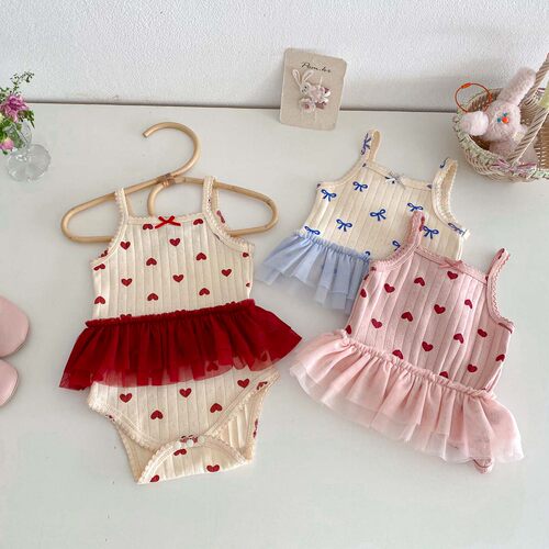 婴幼儿衣服女宝夏季薄款包屁哈衣A类纯棉花边新生儿满月百天爬服