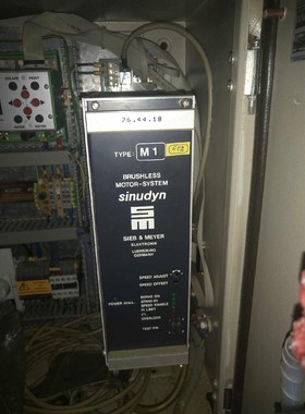 SINUDYN控制器变频器 驱动器26.44.18 SIN 议价