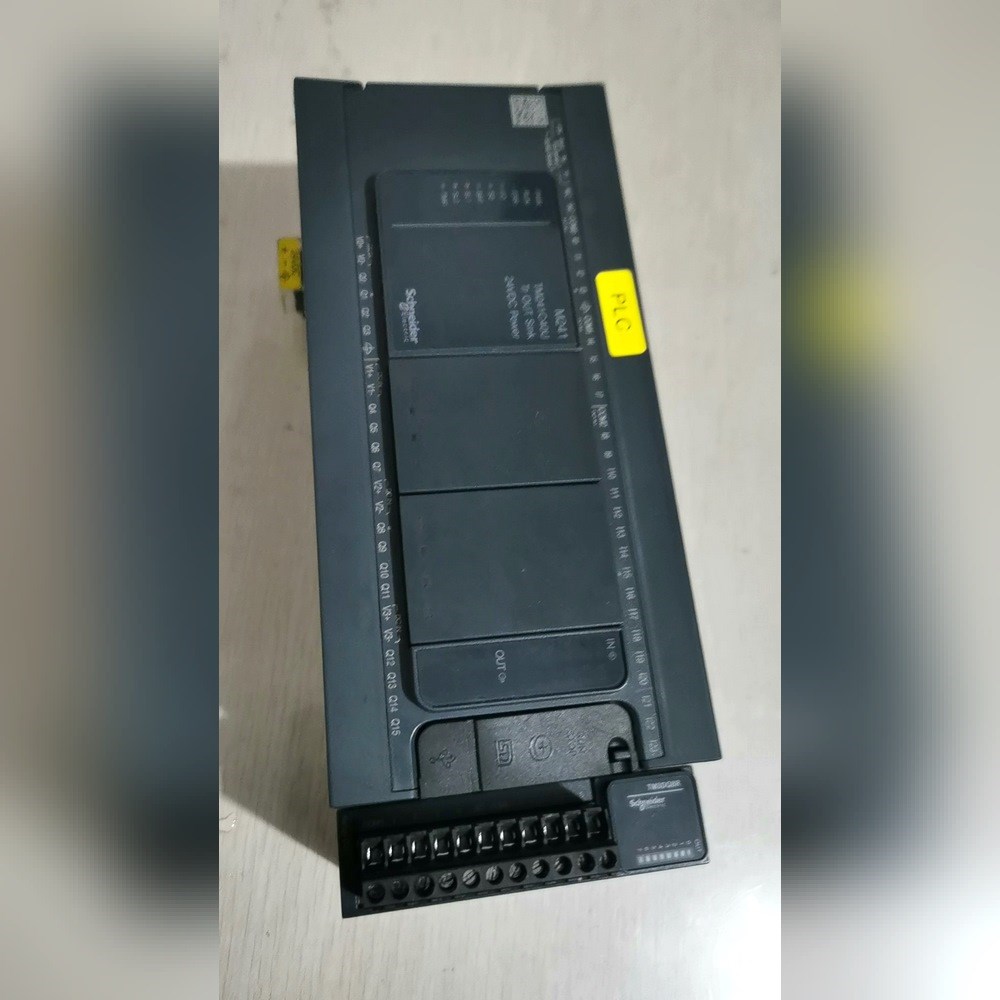 9新施耐德PLC带模块 议价