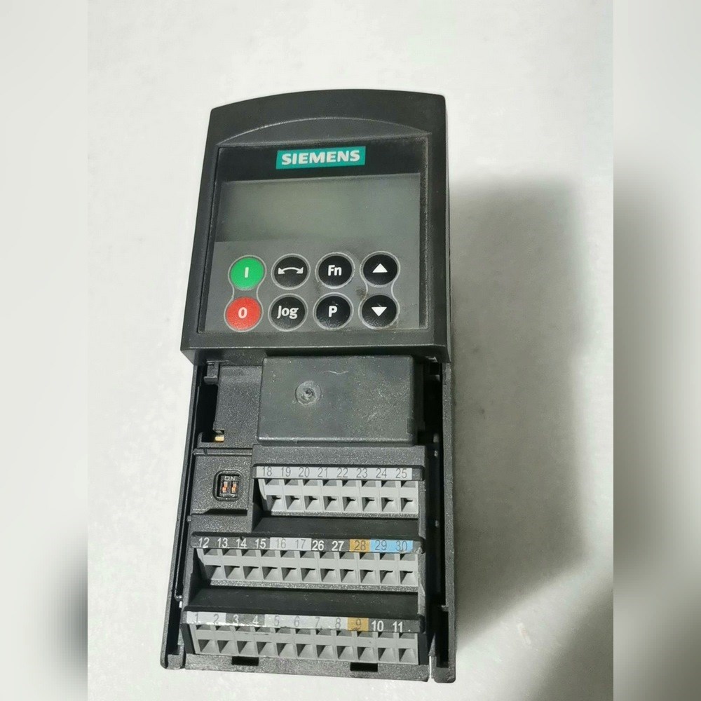 变频器 6SE6440-2UD17-5AA1 实 议价