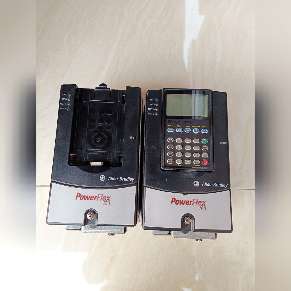AB 20AC3P5A0变频器现货实拍功能包好 议价