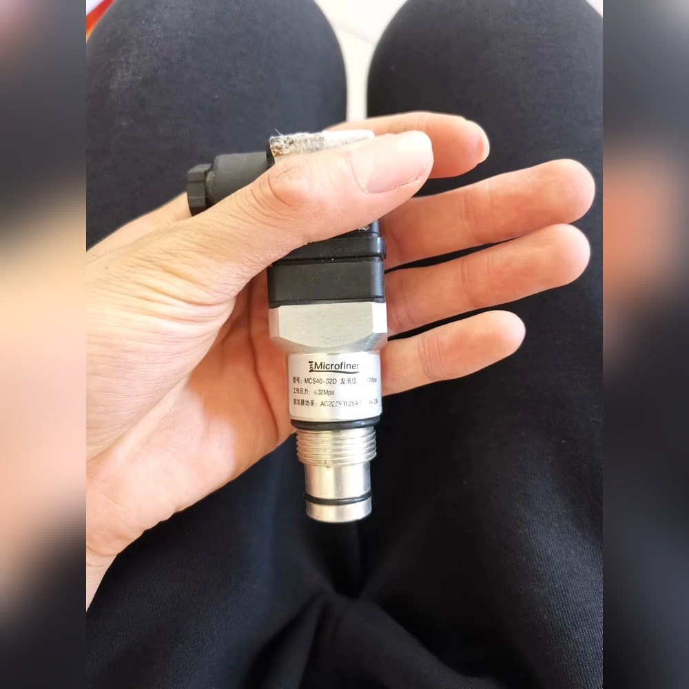 原装Microfiner压差发讯器MCS40-32D敏泰 议价