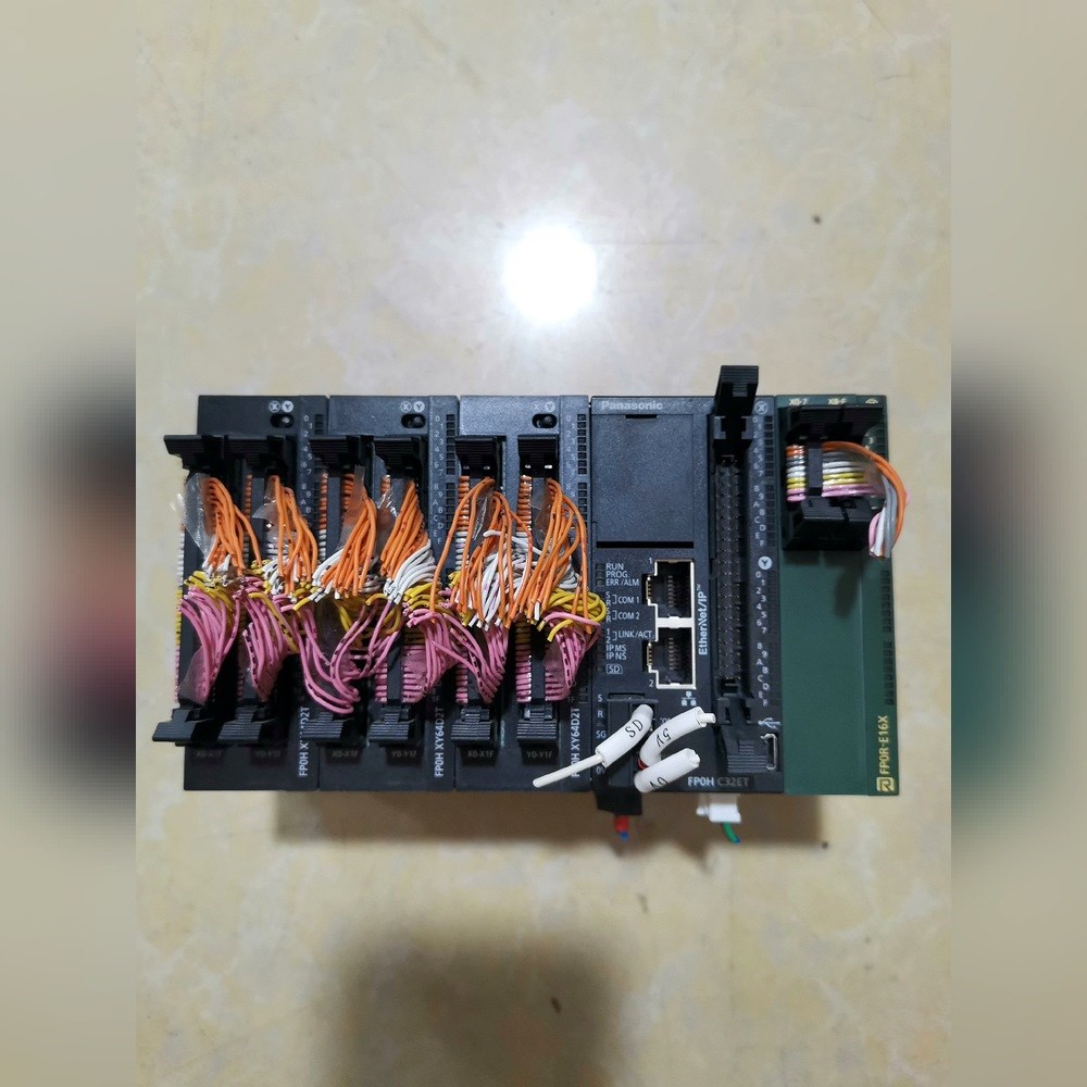 FP0H-C32ETFP0R-E16XFP0H-XY64 议价