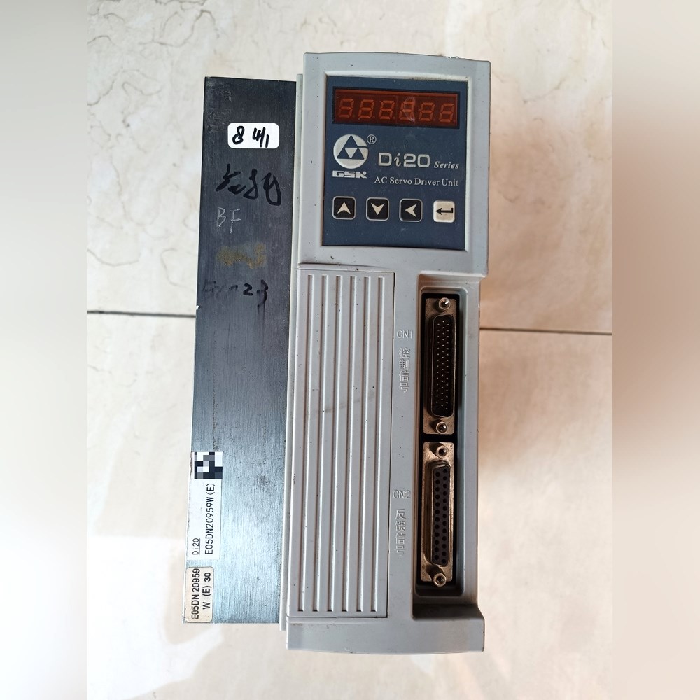 广州数控DI20-M15B4-L现货实拍测量主回路正常没 议价