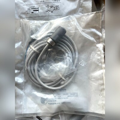 易福门传感器IGR204的功能包好现货需要 议价