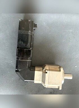 YASKAWA SGMJV-01ADA21 AC SERVO 议价