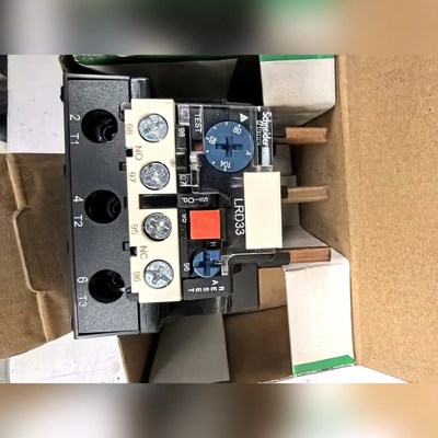 施耐德LRD3365C热过载继电器 80-104A 议价